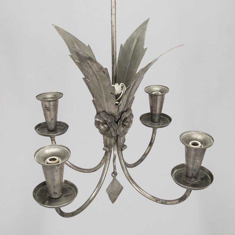 Paavo Tynell, a 1930's 'R3/1703' chandelier for Taito.