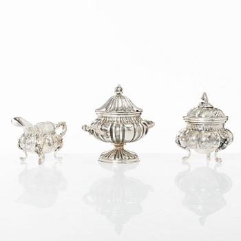 A silver sugar bowl and a set with creamer and sugar bowl, silver, 20th century.