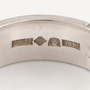 Ring, 18K white gold set with brilliant-cut diamonds.