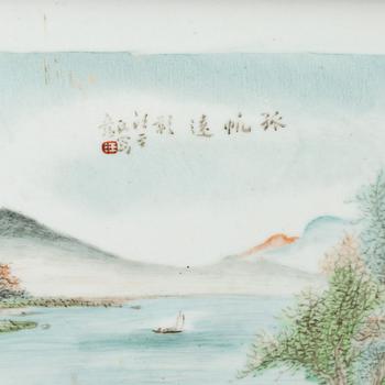 A Chinese porcelain placque, 20th century.