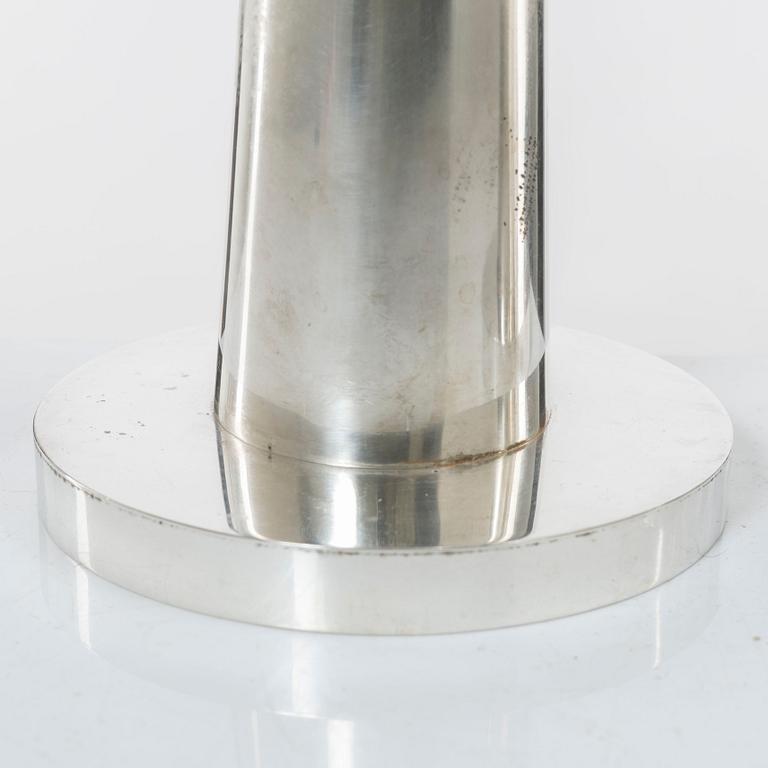 Åke Strömdahl, A pair of Swedish sterling silver candlesticks, company Hugo Strömdahl AB, Stockholm 1955.