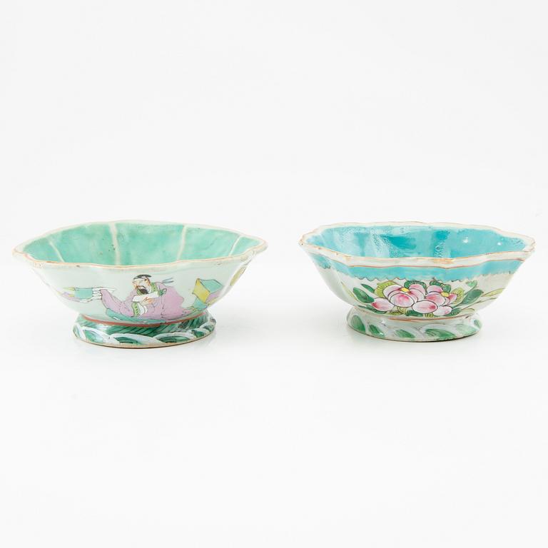 Two enamelled Chinese bowls, early 20th century.