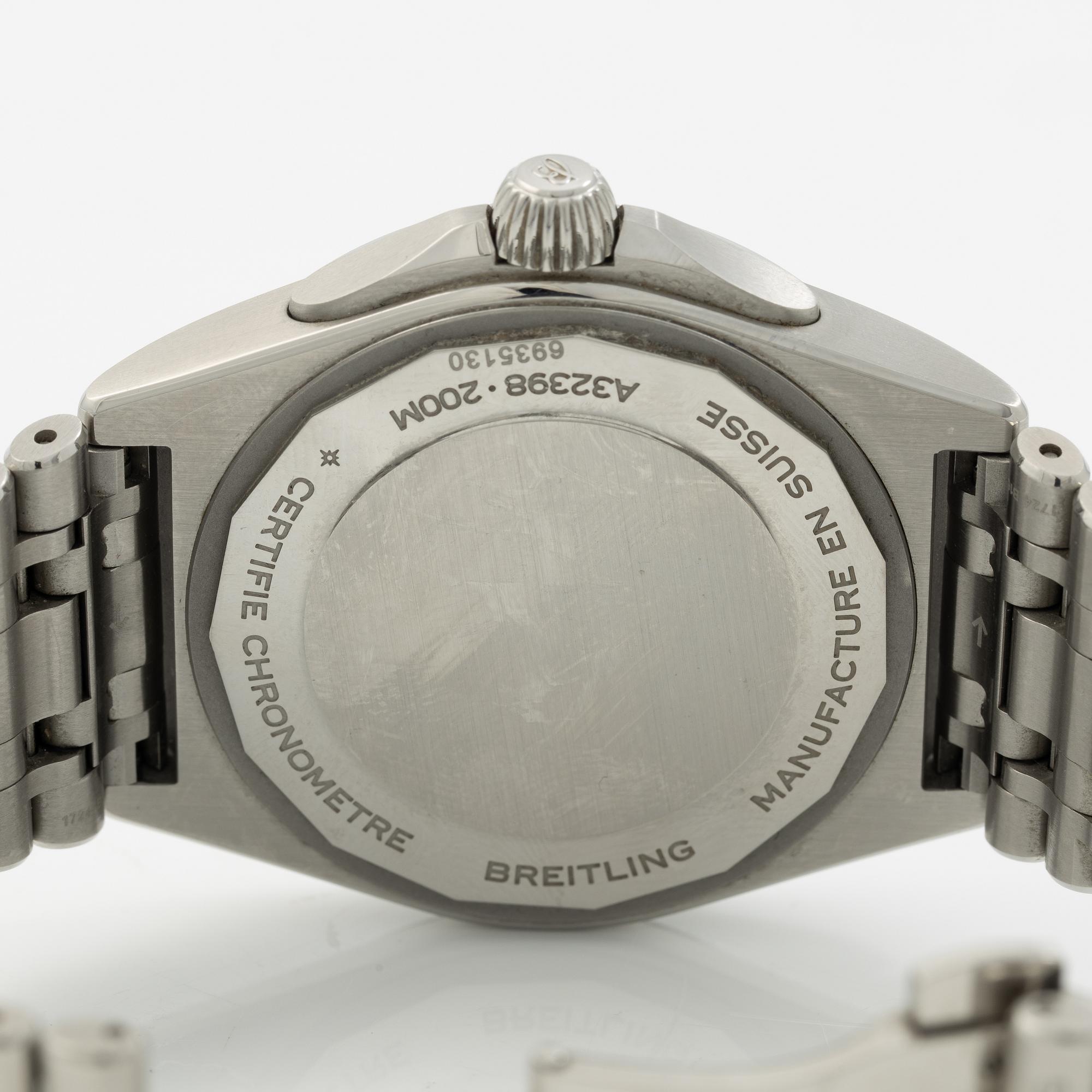 Breitling, Chronomat Automatic GMT 40, wristwatch, 40 mm.
