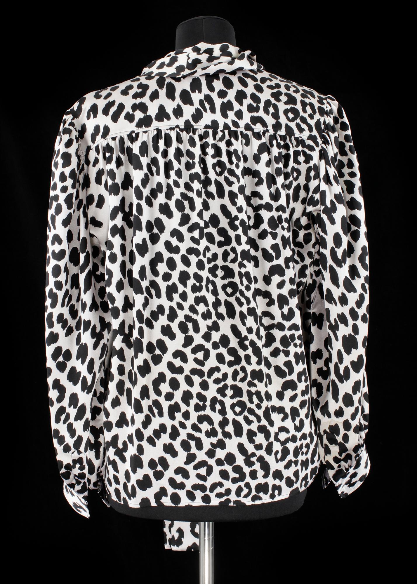 YVES SAINT LAURENT, Blusar, 2 st.