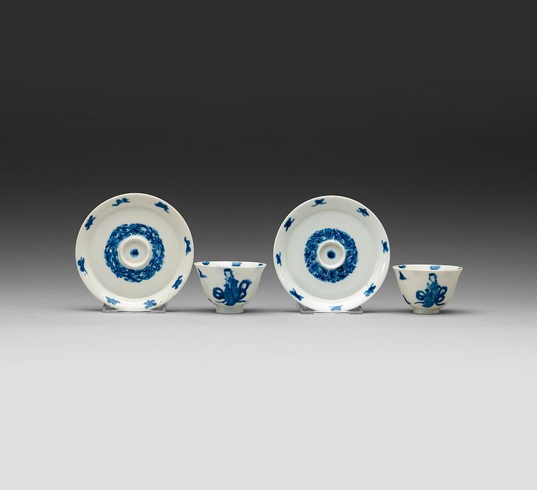 A pair of blue and white cups and saucers, Qing dynasty Kangxi (1662-1722), mark and period.