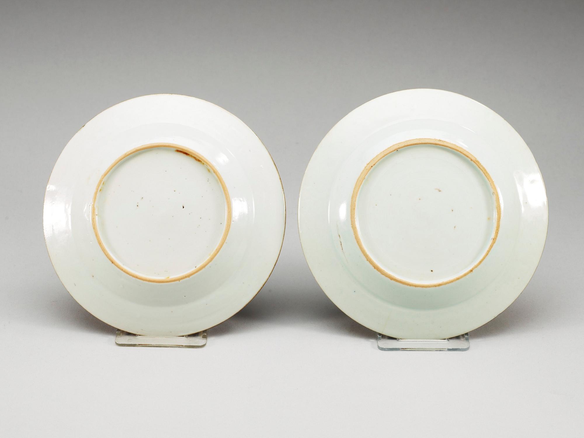 BÄRTALLRIKAR, 9 st snarlika, kompaniporslin. Qing dynastin, Qianlong (1736-95).