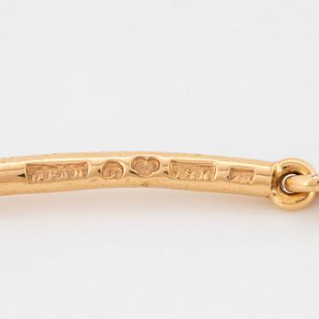 18K gold necklace.