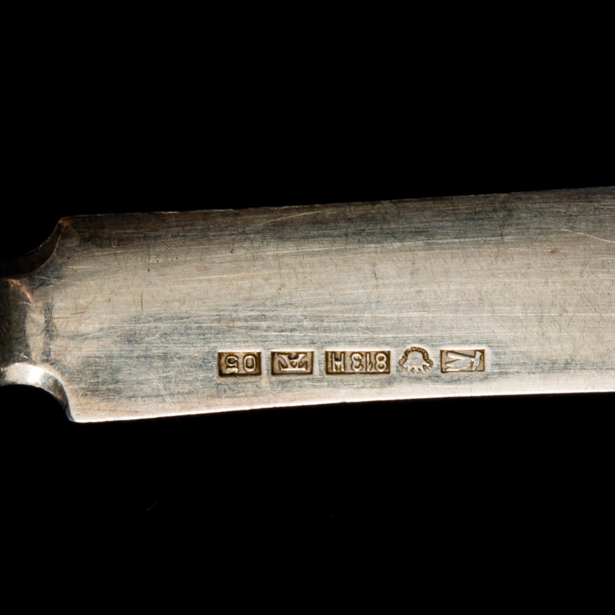 PARTI BESTICK, 44 delar, silver, "Mussla", finska stämplar, 1918-50. Tot vikt 1084,8 g.