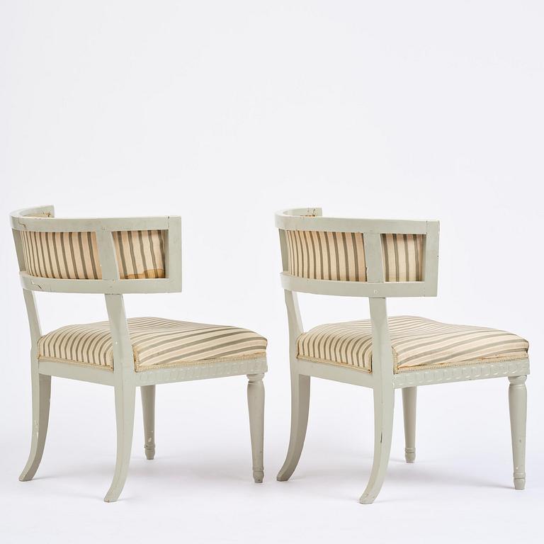 A pair of late Gustavian klismos chairs, late 18th century.
