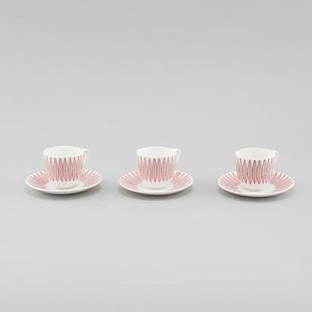 STIG LINDBERG, kaffekoppar med fat, 12 st, benporslin, "Salix", Gustavsberg.