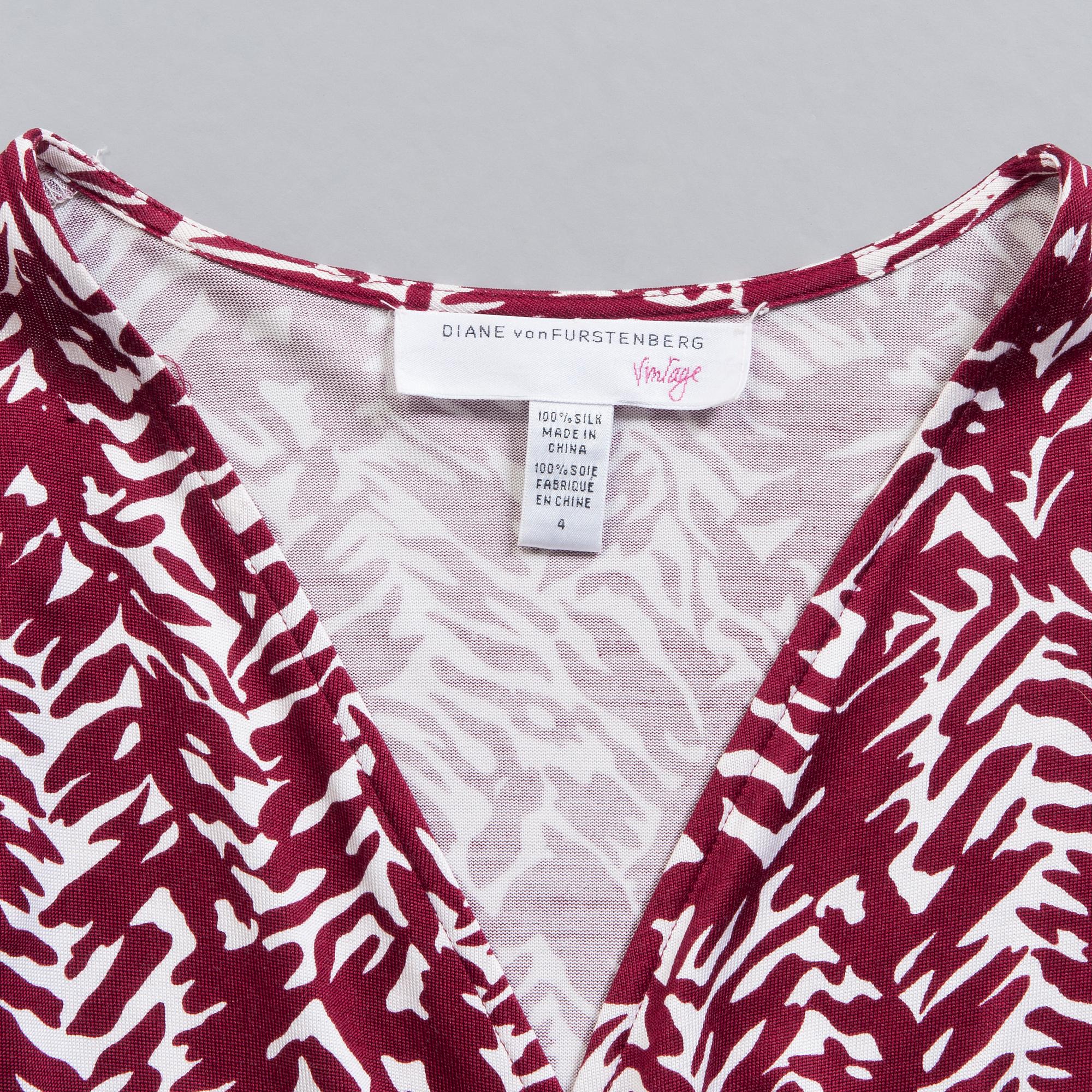 KLÄNNING, Diane von Furstenberg.