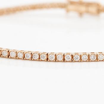 Tennisarmband 18K roséguld med briljantslipade diamanter.