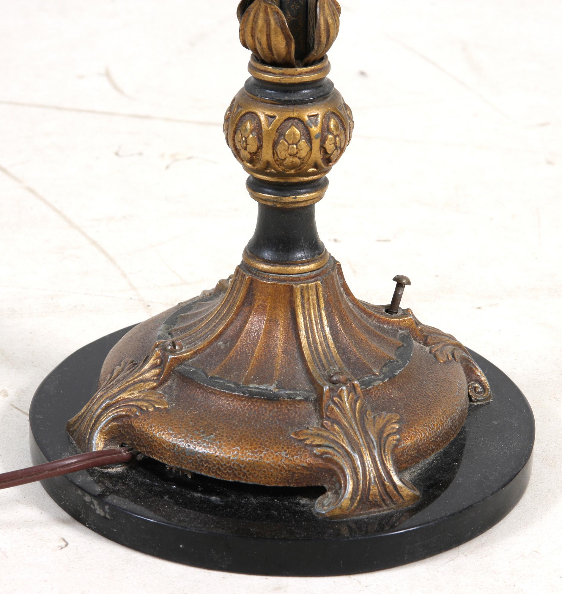 GOLVLAMPA, 1930-tal.