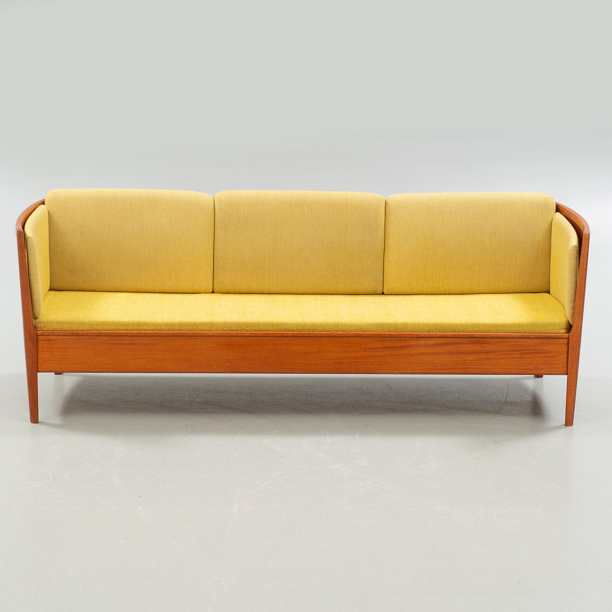 Sofa "Ulfåsa" designed by Carl Malmsten, Bodafors, 1964.