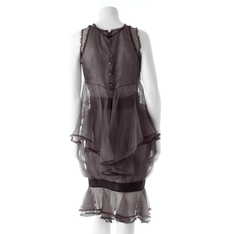 CHANEL, a grey silk chiffon evening dress in two parts, autumn 2008.