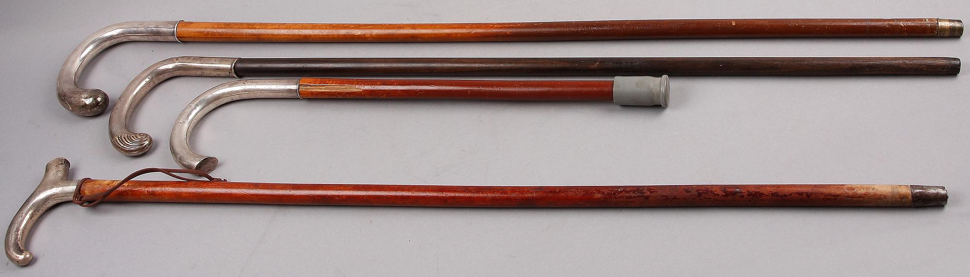 KÄPPAR, 4 st, silver och trä, bl a Matthias Wilhelm Rothoff, 1900-talets första hälft.