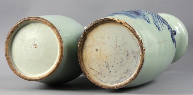 GOLVURNOR, 2 st, porslin, Kina, 1800-tal.