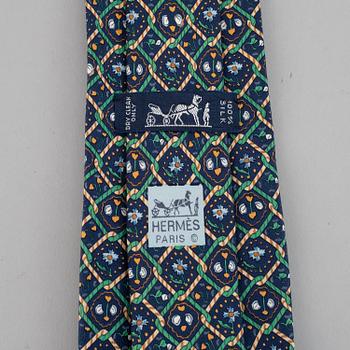 Hermès, 3 silk ties.