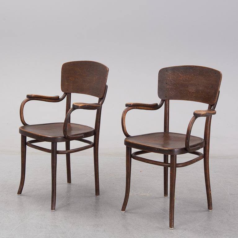A pair of Thonet armchairs from the early 20th century.