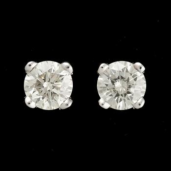 ÖRHÄNGEN, vitguld 18K, briljantslipade diamanter, tot. 1,15 ct.