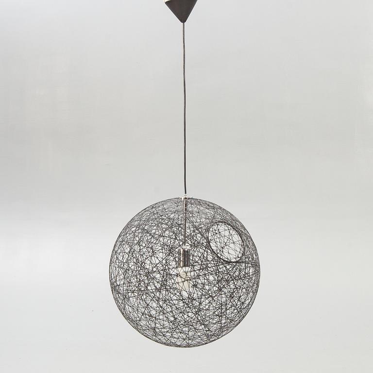 Mooi,  "Random light", ceiling lamp.