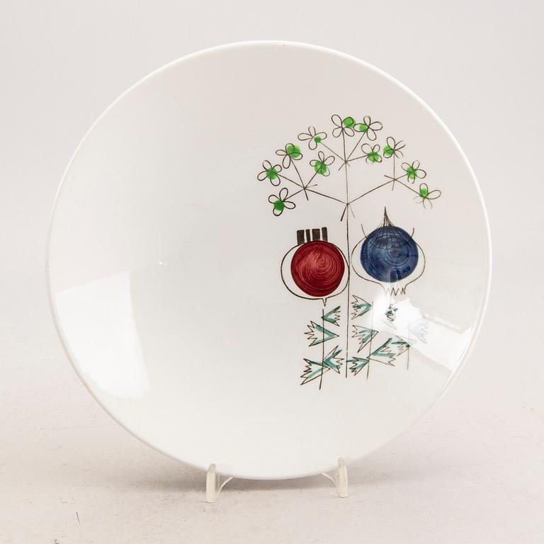 Marianne Westman, a 10 pcs porcelain "Picknick" service Rörstrand later part of the 20th century.