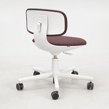 Konstantin Grcic, a 'Rookie' desk chair, Vitra, 2021.