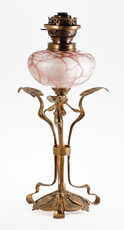 FOTOGENLAMPA. Mässing, jugend,1900-talets början.