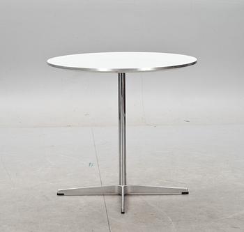 BORD, Arne Jacobsen, Fritz Hansen.