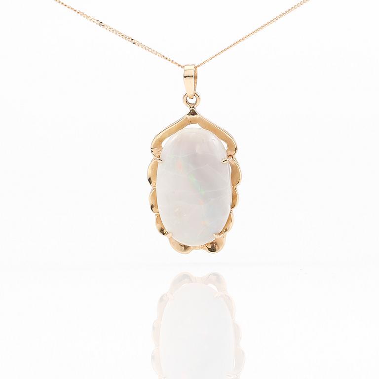 HÄNGE, 14K guld samt opal.