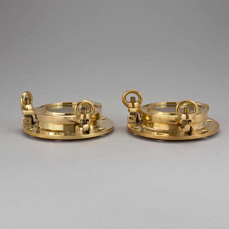 HYTTVENTILER, ett par, mässing, 1900-tal.