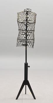 PROVDOCKA, Frankrike, "Idéal" 1900-talets mitt.