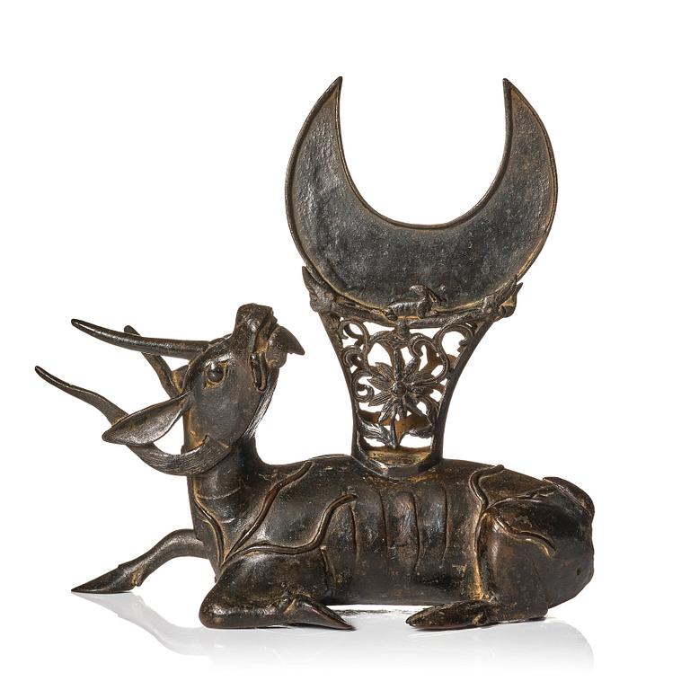 Spegelhållare, brons. Mingdynastin (1368-1644).
