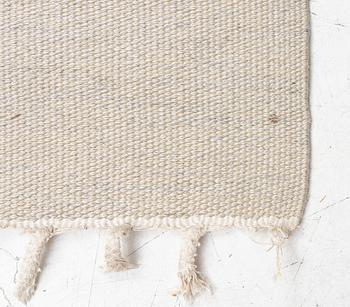 Erik Lundberg, Rug, flat weave, Vävaregården Eringsboda, approx. 195 x 138 cm.