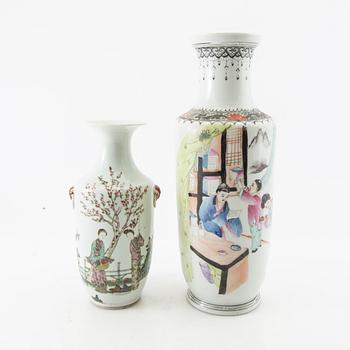 Vases 2 pcs China 20th century porcelain.