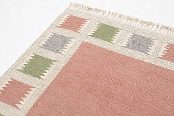 A flat weave carpet, signed BS (possibly Birgitta Södergren), c 287 x 192 cm.