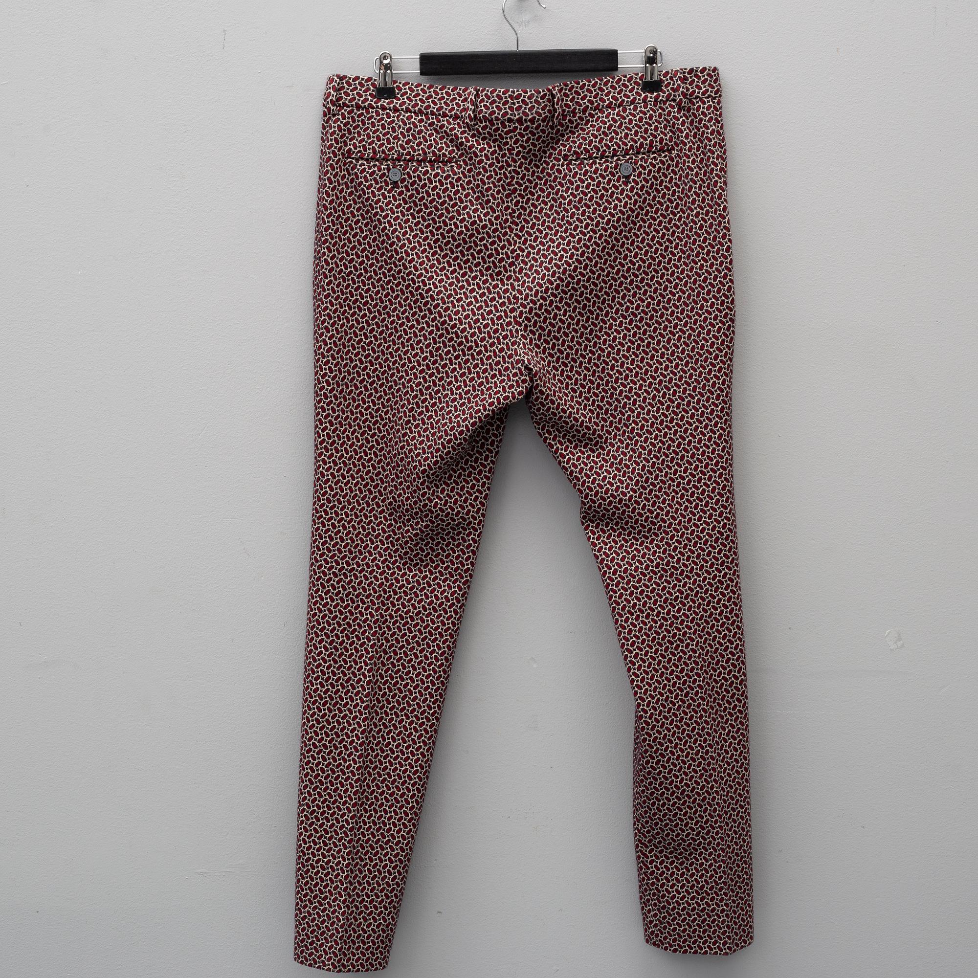 GUCCI, kostym, 2017, storlek 50-52.