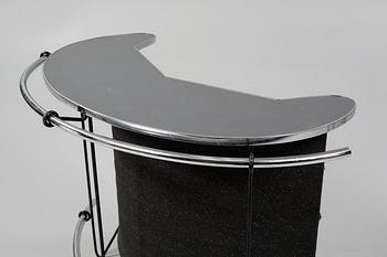 BARDISK samt BARSTOLAR, 3 st, 1950/60-tal.