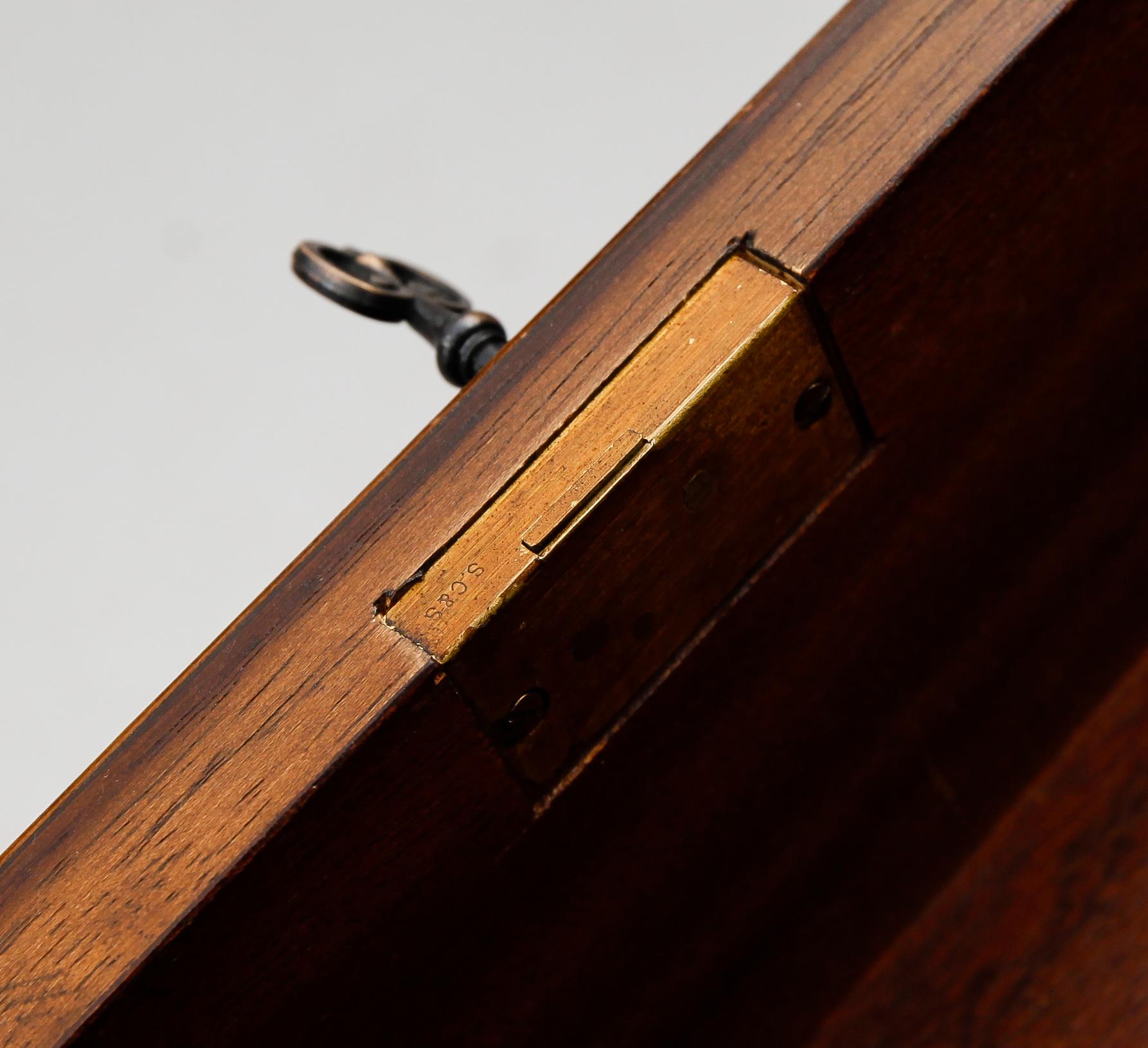 HURTSSKRIVBORD, England, 1900-talets andra hälft.