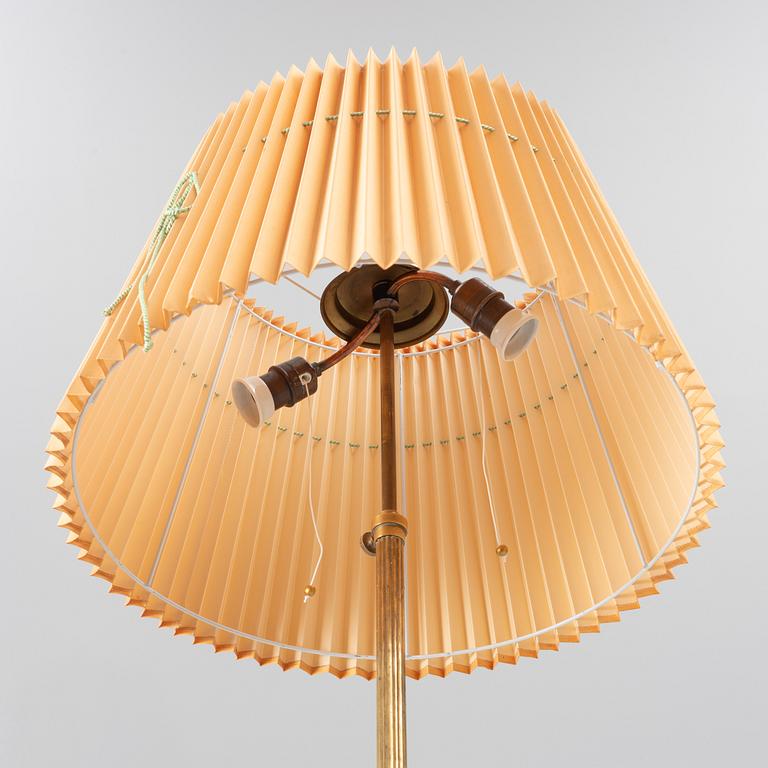 Á floor lamp, 1940s.