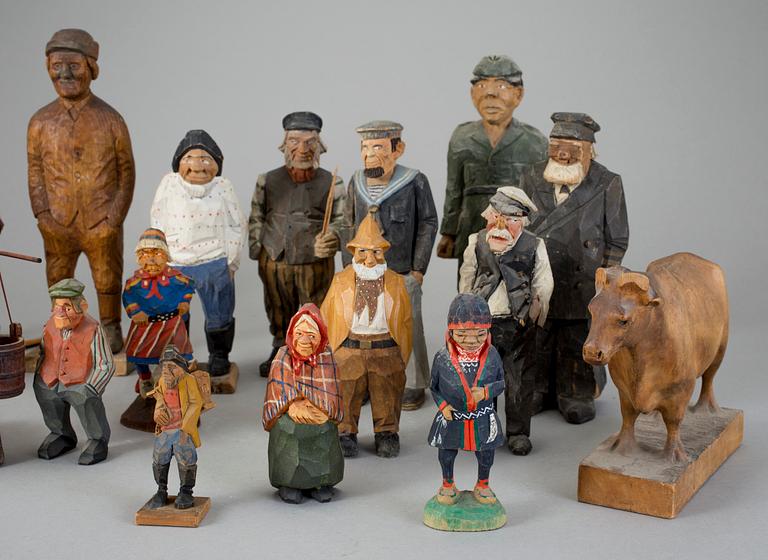 TRÄFIGURER 19 st, omkring 1940-50-tal.