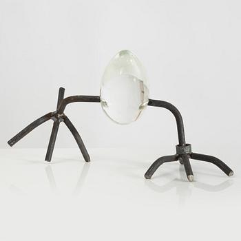 Koen Vanmechelen, "Walking Egg".