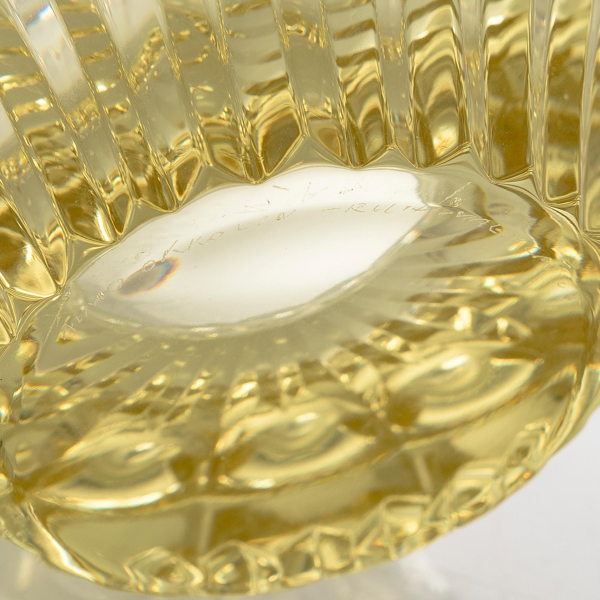 Aimo Okkolin, malja, "Kullero", signeerattu Aimo Okkolin Riihimäen Lasi Oy.