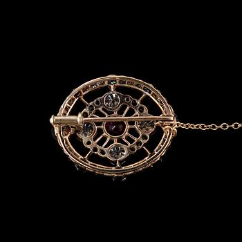 A BROOCH, ruby c. 0.80 ct, old cut diamonds c. 3.55 ct. H/ vs/si.