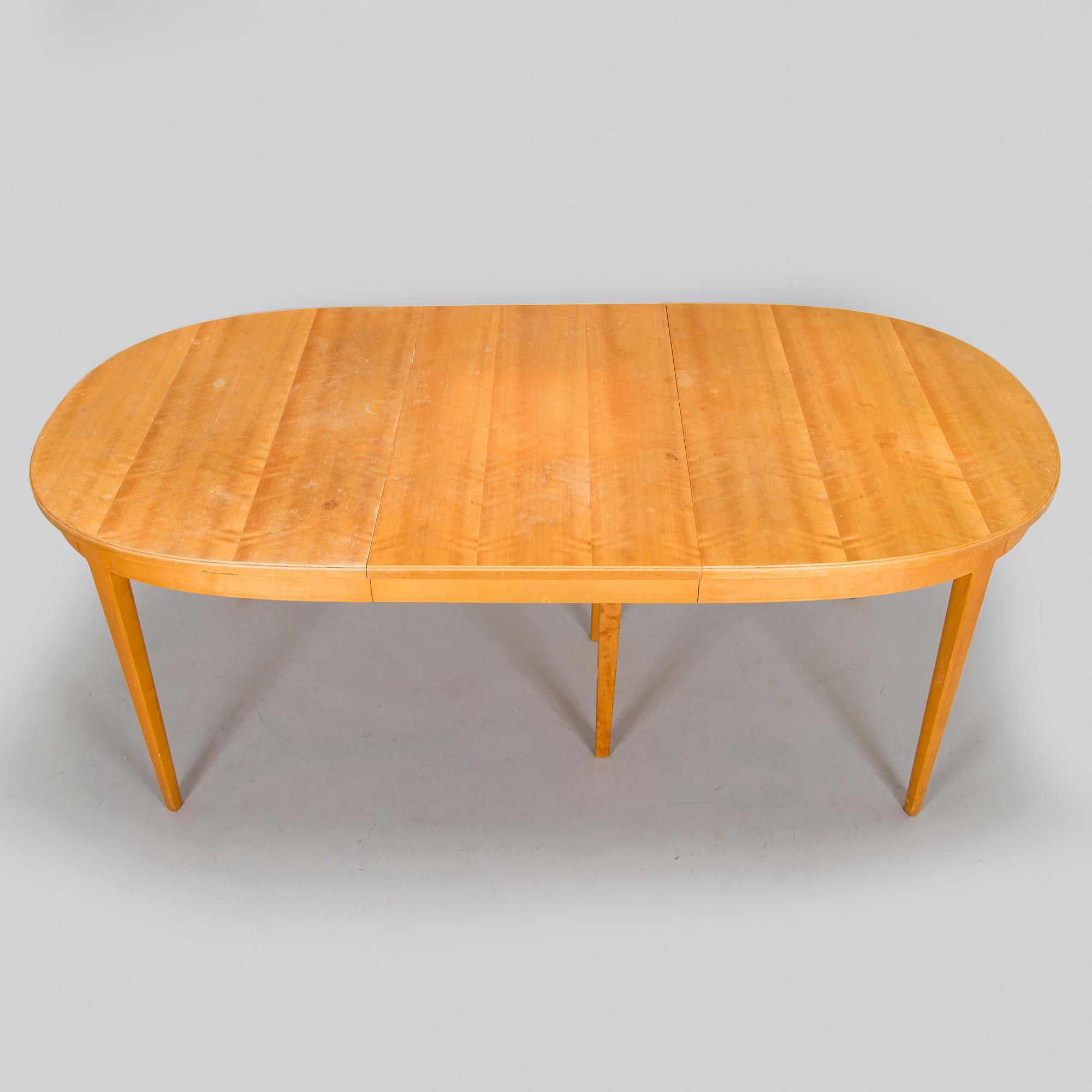 Carl Malmsten, matbord, "Herrgården", och stolar, 10 st, "Birgitta", Bodafors 1960-tal.
