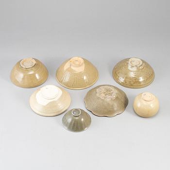 A group of South East Asian Ceramics, Song/Yuan style, 20th Century and older.