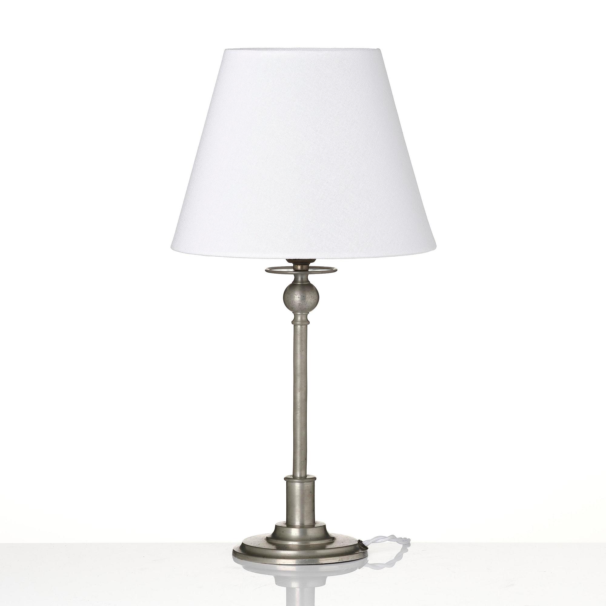 Firma Svenskt Tenn, a pewter table lamp model "A 520", Stockholm, 1928.