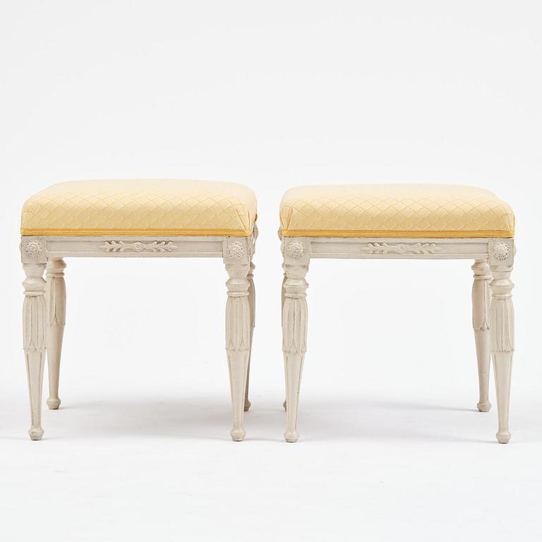 Taburetter, ett par, Stockholmsarbeten från omkring år 1800, Sengustavianska.