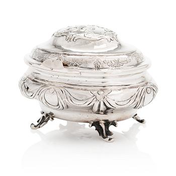 A Russian silver sugar casket, maker's mark of Stepan Savelyev, Moscow 1787.