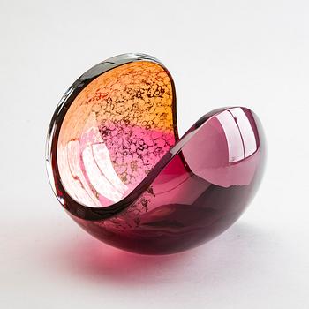 LENA BERGSTRÖM, skål "PLanets" Kosta Boda signerad och numrerad 86/500.